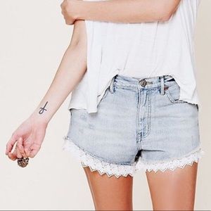 Free People Light Wash Denim Shorts Size 25